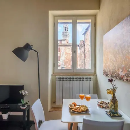 Selva Loft Torre Del Mangia Bright View Wi Fi, Air Conditioning アパート シエーナ