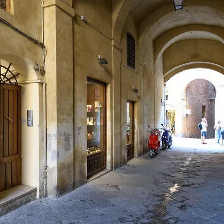 Selva Loft Torre Del Mangia Bright View Wi Fi, Air Conditioning Apartment *